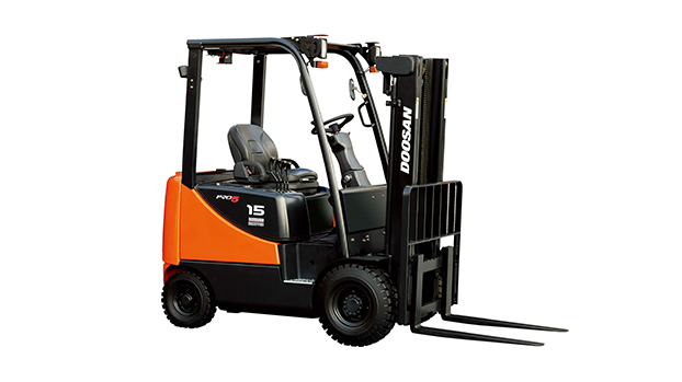 Xe nâng dầu Doosan 1.5T